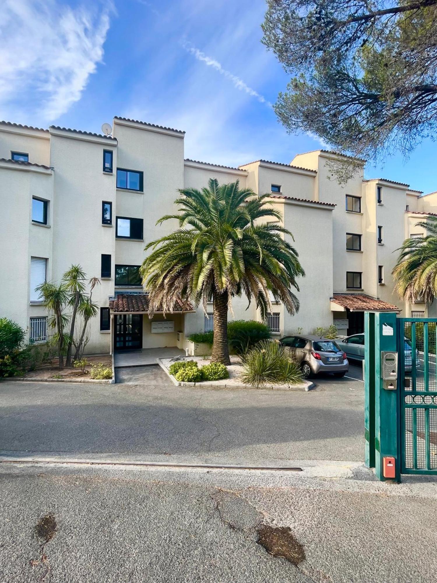 Appartement Plage Et Nature Saint-Raphaël 外观 照片